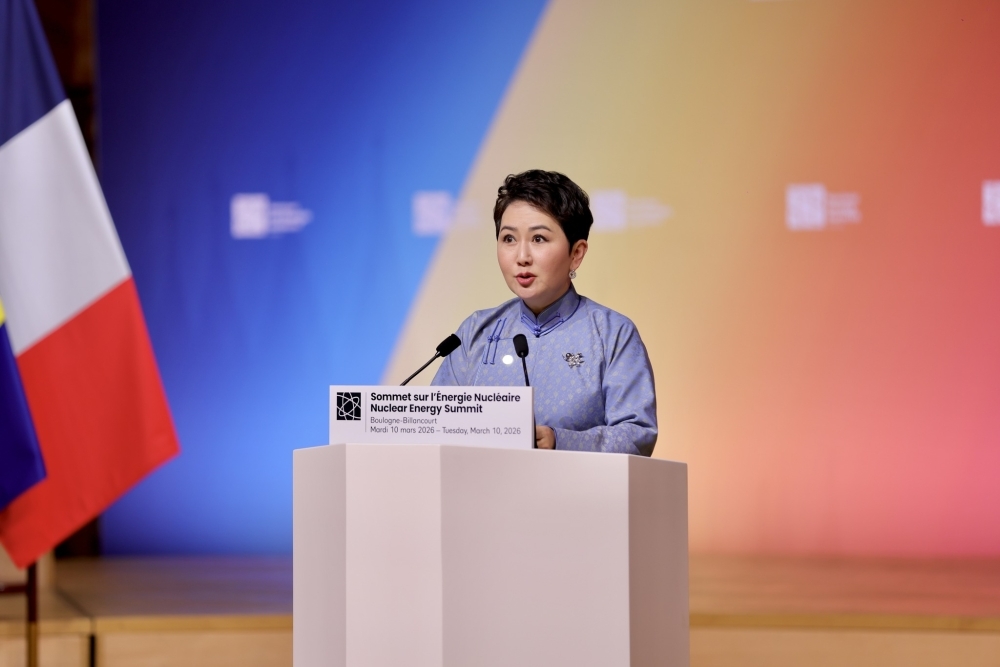 Гадаад харилцааны сайд Б.Батцэцэг Франц Улсад зохиогдож буй Цөмийн эрчим хүчний дээд хэмжээний уулзалтад оролцов