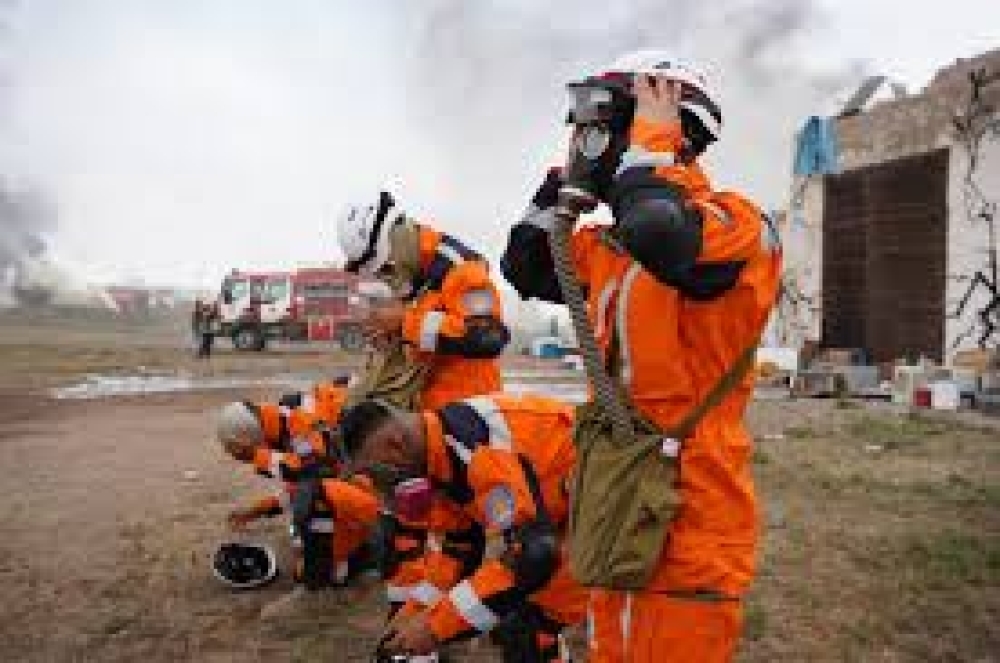 ОБЕГ: Алба хаагчид 11 иргэний амь насыг авран хамгаалжээ