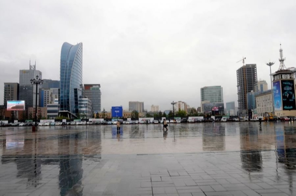 Улаанбаатарт 24 хэмийн дулаан байна