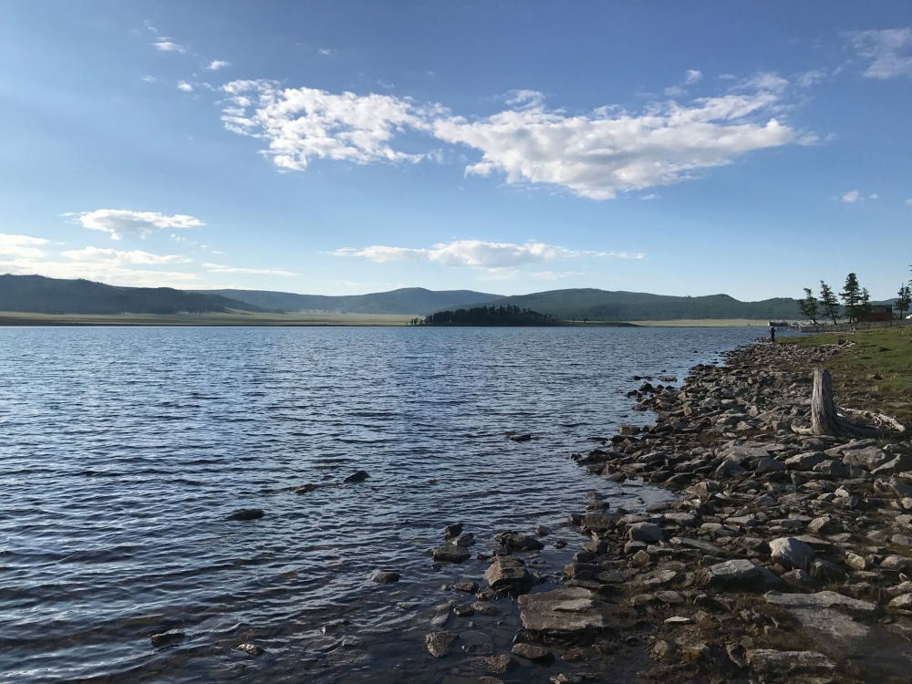 Онги гол Сайхан-Овоо, Булган гол Байтаг сум орчмоор усны түвшин өмнөх өдрөөс 10-20 см тус тус нэмэгдлээ.