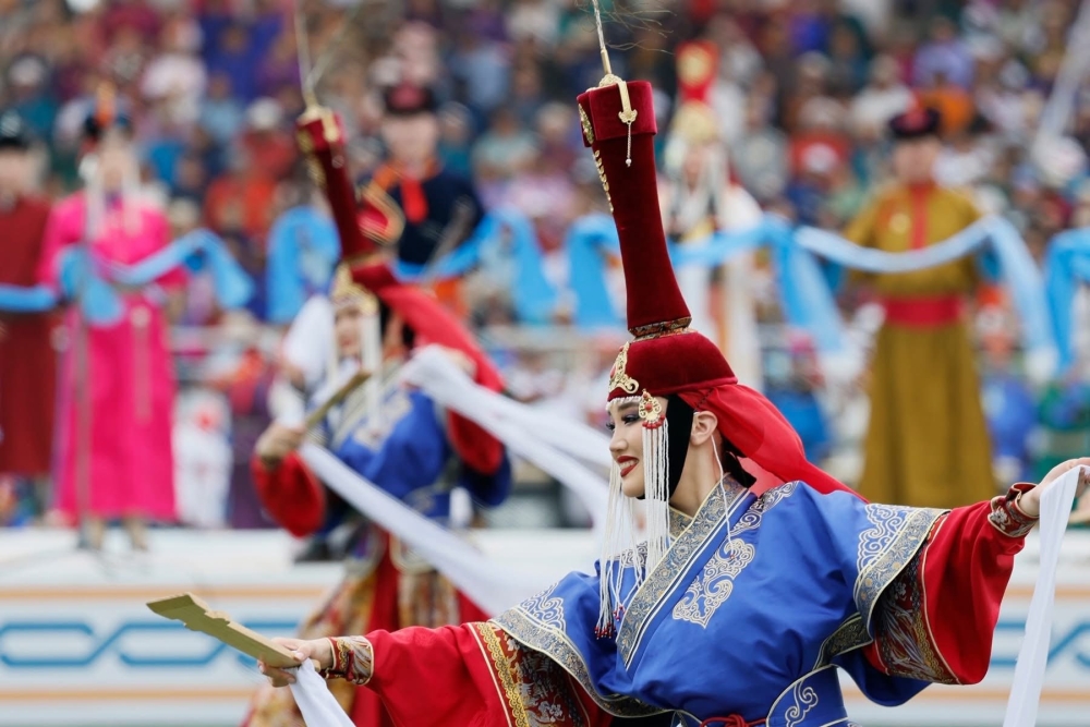 Увс аймаг үүсэн байгуулагдсаны түүхт 100 жилийн ойн баяр наадам эхэллээ.