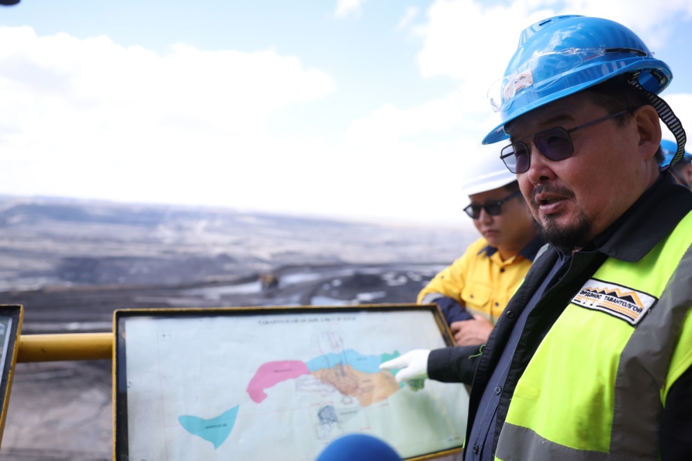 Ерөнхий сайд Г.Занданшатар “Эрдэнэс Тавантолгой” ХК-д ажиллаж байна