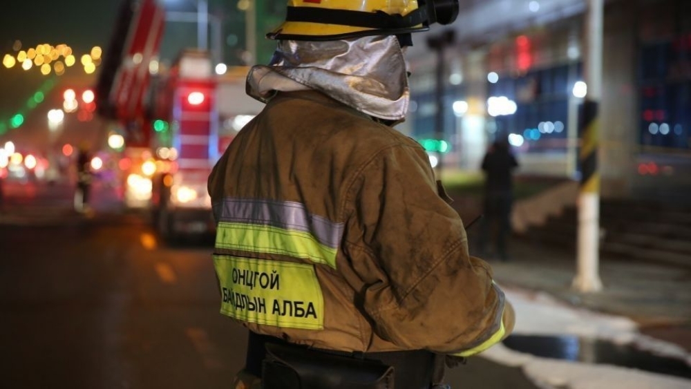 Онцгой байдлын байгууллагын алба хаагчдад олгодог мөнгөн урамшууллыг нэмэгдүүллээ