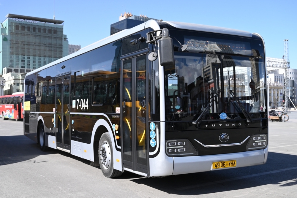 Нийтийн тээврийн 11 чиглэлийн нэршлийн эхний үсгийг өөрчилжээ