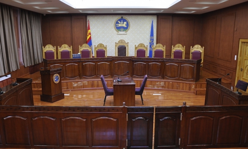 Ерөнхийлөгчийн бүрэн эрхийн хугацаа 4 жил байх заалтаар маргаан үүсгэлээ