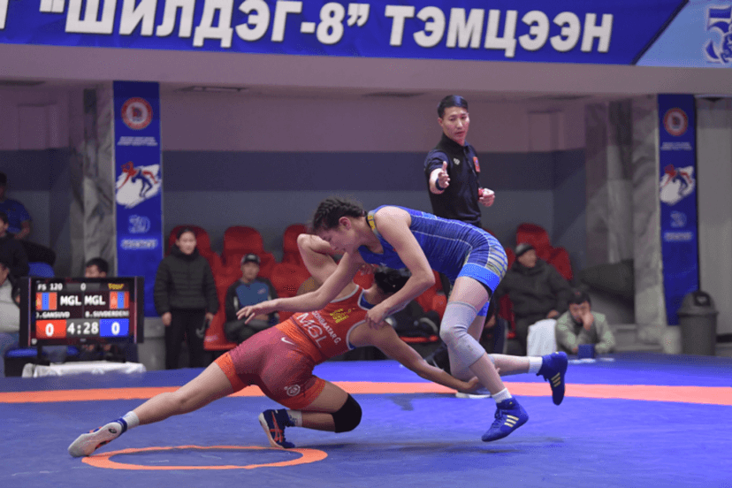 Эрдэнэтэд Чөлөөт бөхийн “Шилдэг 8”-ын анхдугаар тэмцээн  болж байна