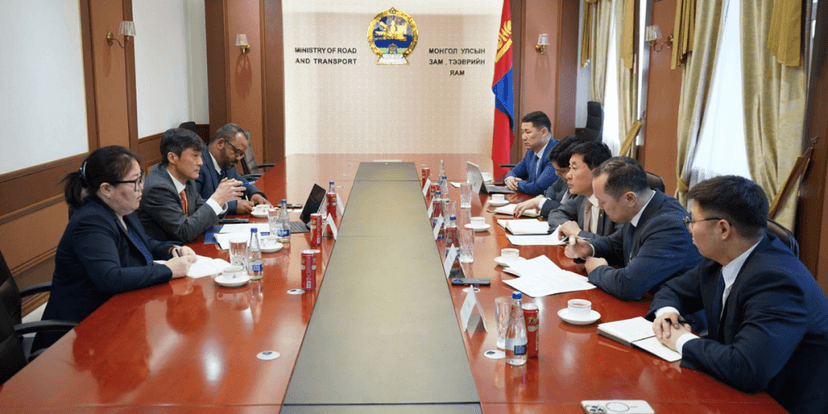 Дэлхийн банк Улаанбаатар-Лүн чиглэлийн 6 эгнээ автозамын төслийг санхүүжүүлэх боломжтой гэдгээ илэрхийллээ