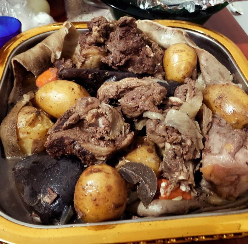 Монгол хорхогийг Геннист бүртгүүлнэ