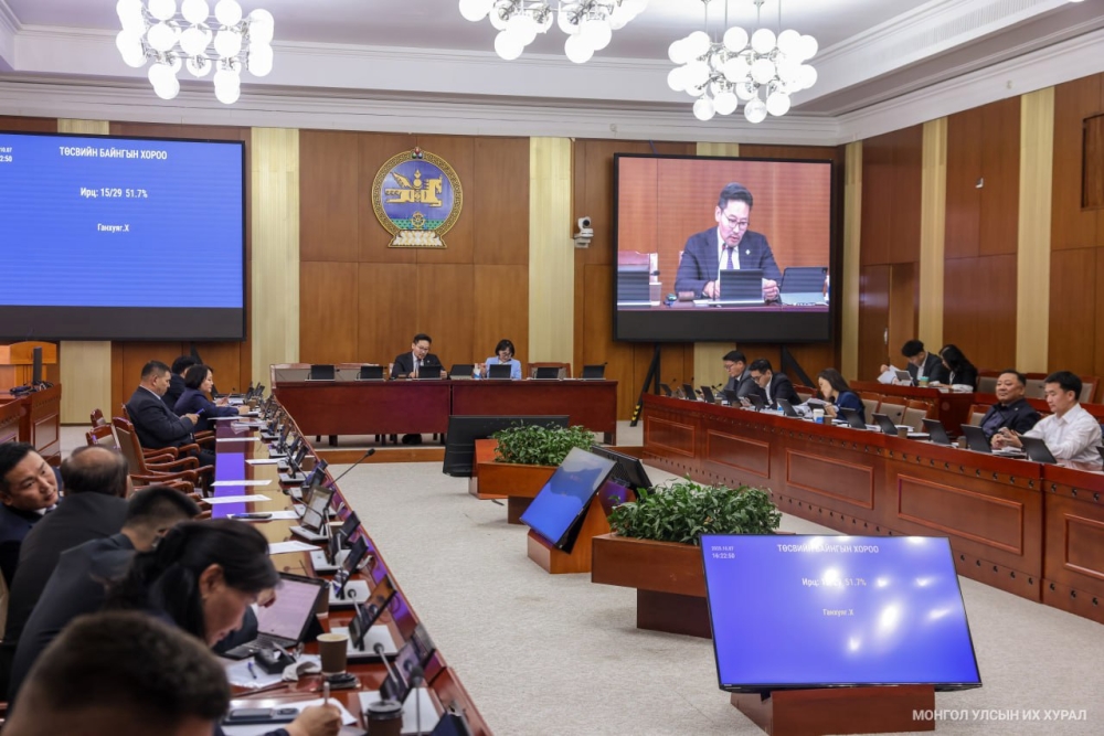 Төсвийн байнгын хороогоор цалин тэтгэврийн асуудлыг онцоллоо