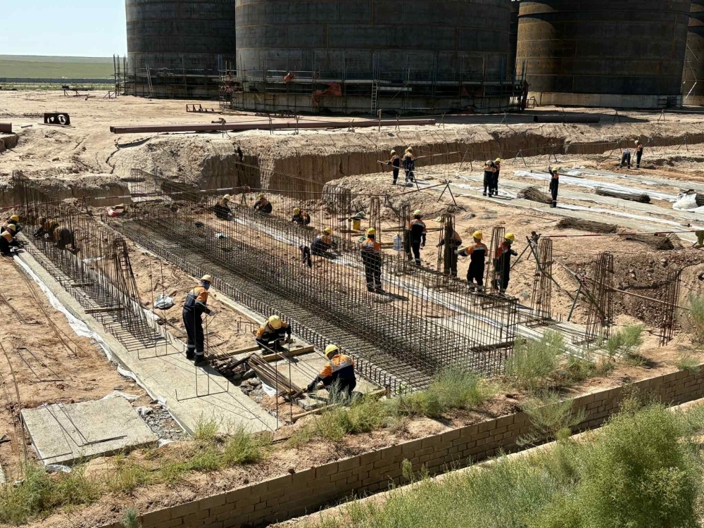 АҮЭБ-ийн сайд Г.Дамдинням: Дотооддоо газрын тосны бүтээгдэхүүн үйлдвэрлэх цаг удахгүй ирнэ