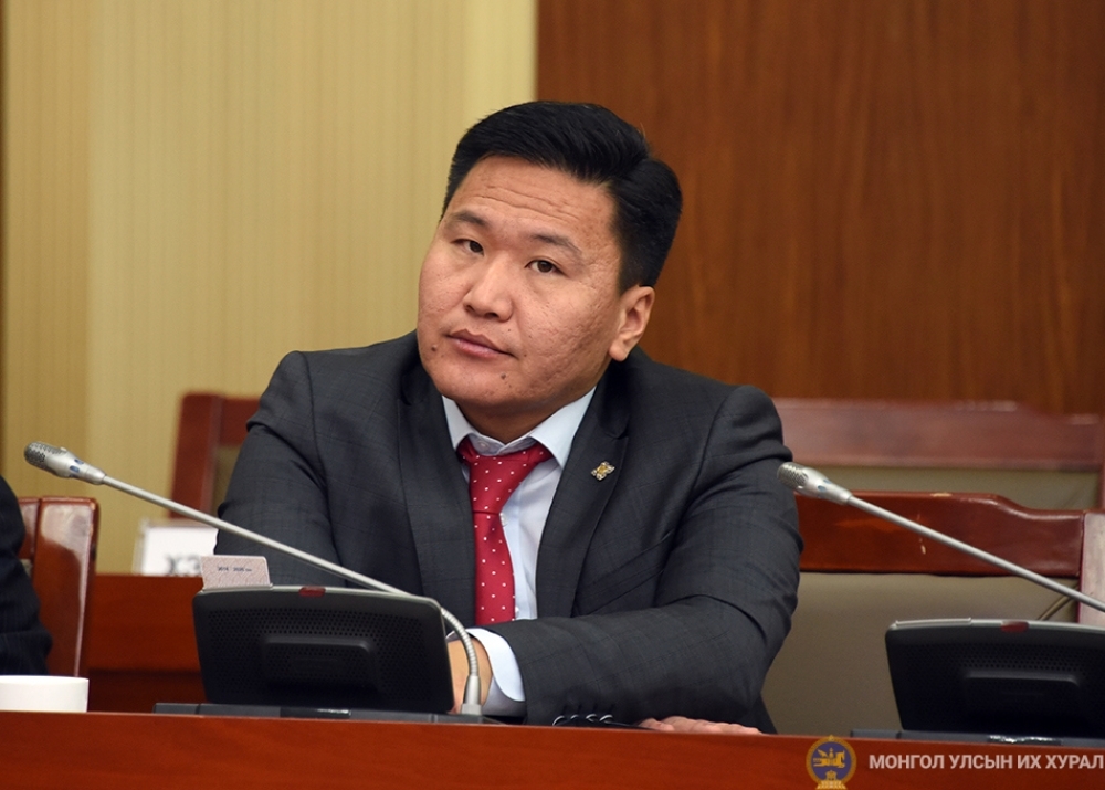 Т.Аюурсайхан: Намайг Л.Оюун-Эрдэнэ захиалж, хилсээр яллуулсан